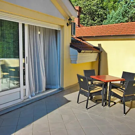 Poeta Apartment *