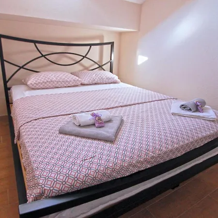 Apartment Poeta
